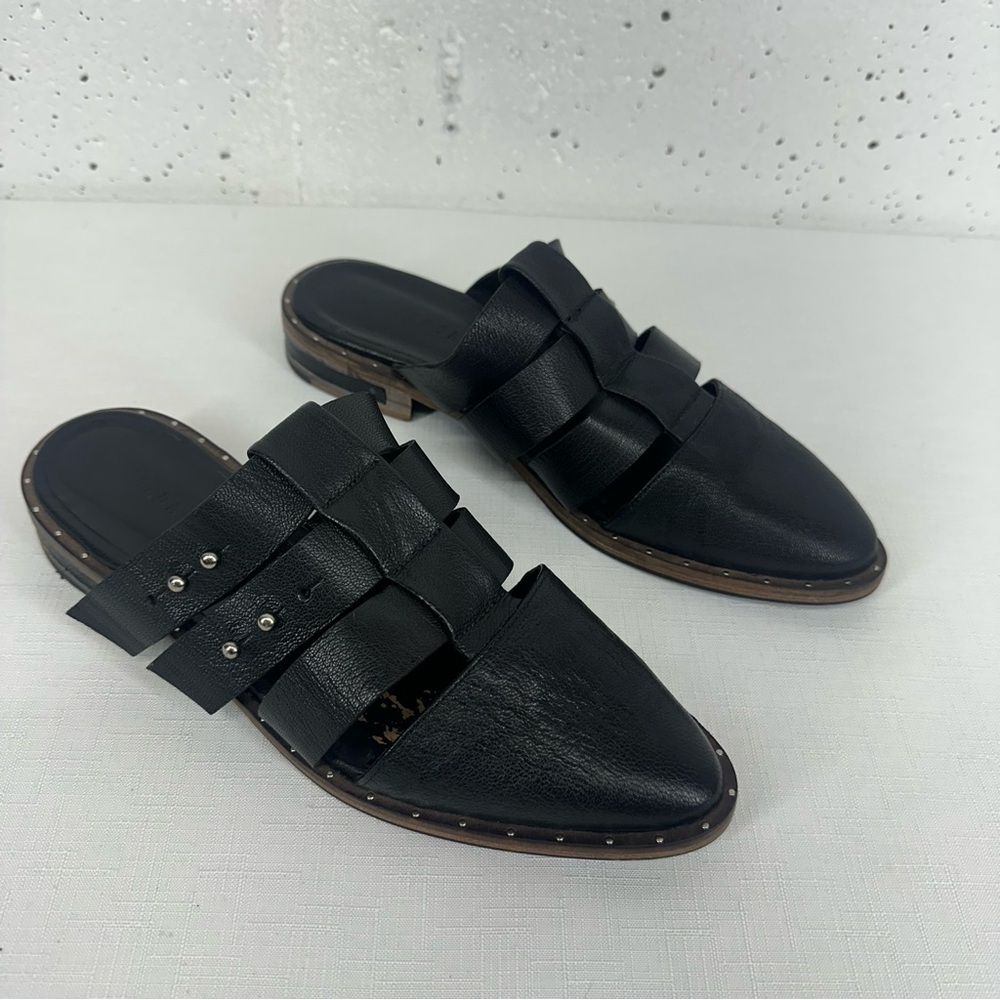 Freda Salvador Women’s size 7 Black Studded Leather Mules Flats